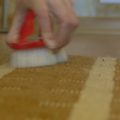 Cпособы и особенности чистки ковролина в домашних условиях