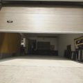 Секционные ворота для гаража: характеристики и правила установки