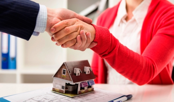 Стоит ли брать кредит на строительство дома?
