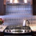 Дизайн маленьких кухонь — как всё вместить?