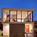 Дом со стеклянными стенами — необычное дизайнерское решение