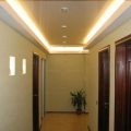 Потолки в коридоре с подсветкой — варианты обустройства