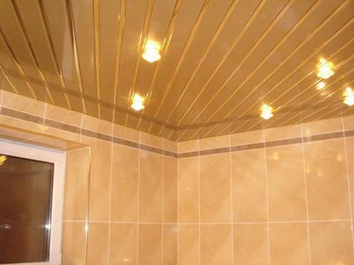 Реечный потолок для ванной: современно, красиво и функционально