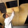 Утепление потолка каркасного дома — варианты материалов