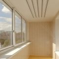Остекление балконов пвх-окнами: разница между холодным и теплым вариантами